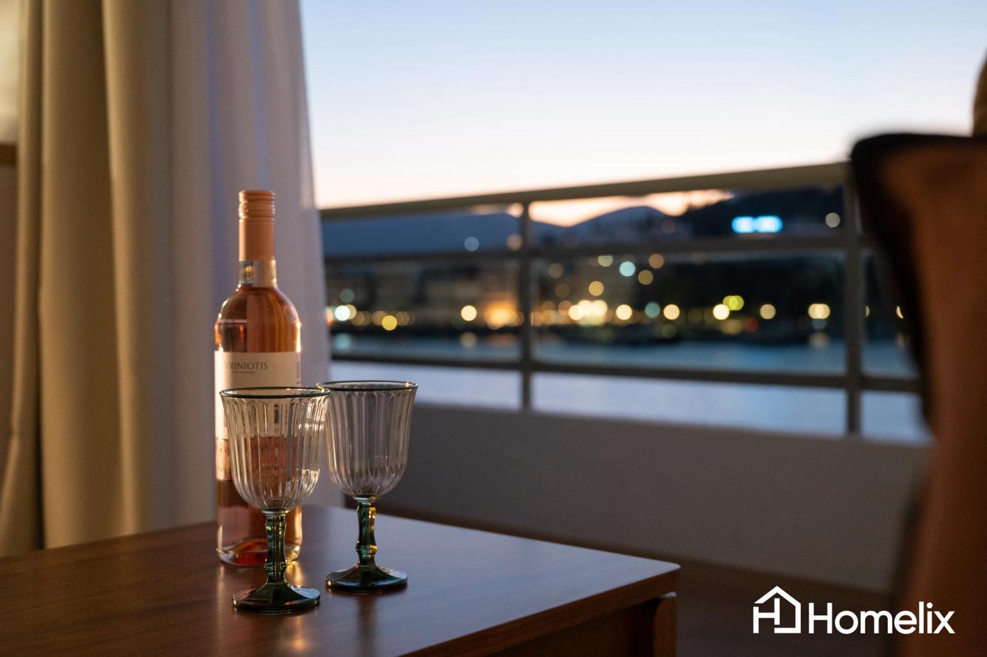 Amaya - Sea View Suites Chalkís Exteriör bild